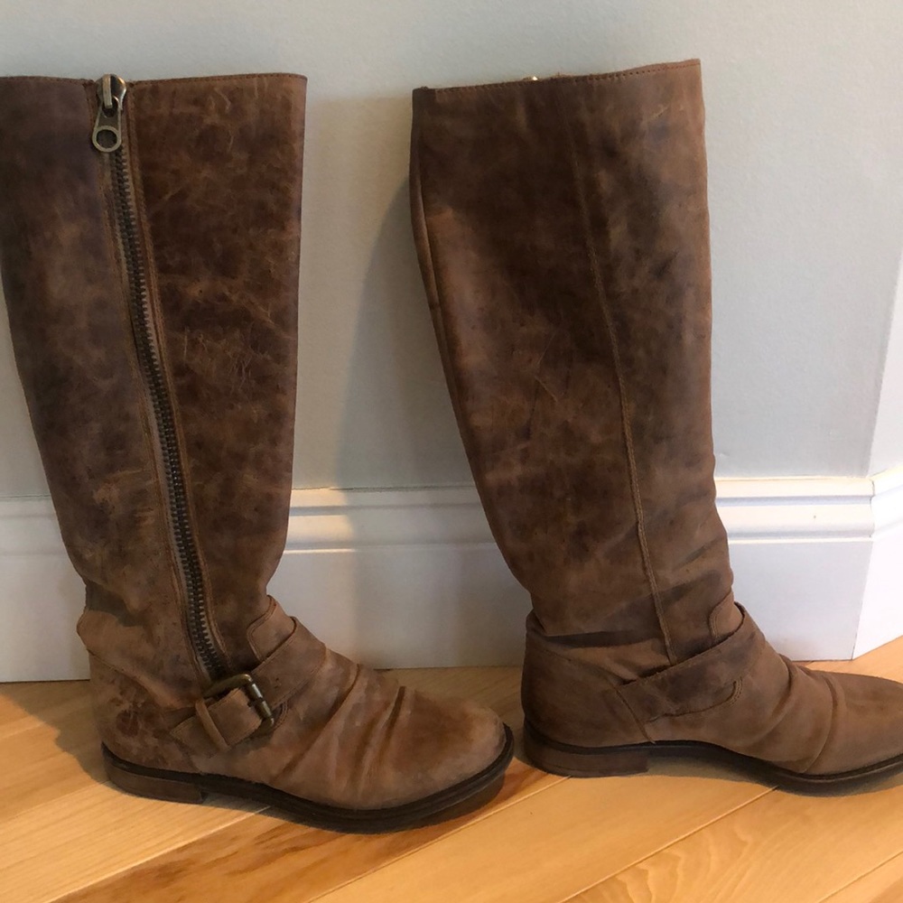 Steve Madden knew high leather boots